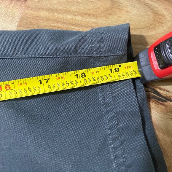 Columbia Sports | Shorts | Size 32| 19.5 inches - Picture 4 of 4